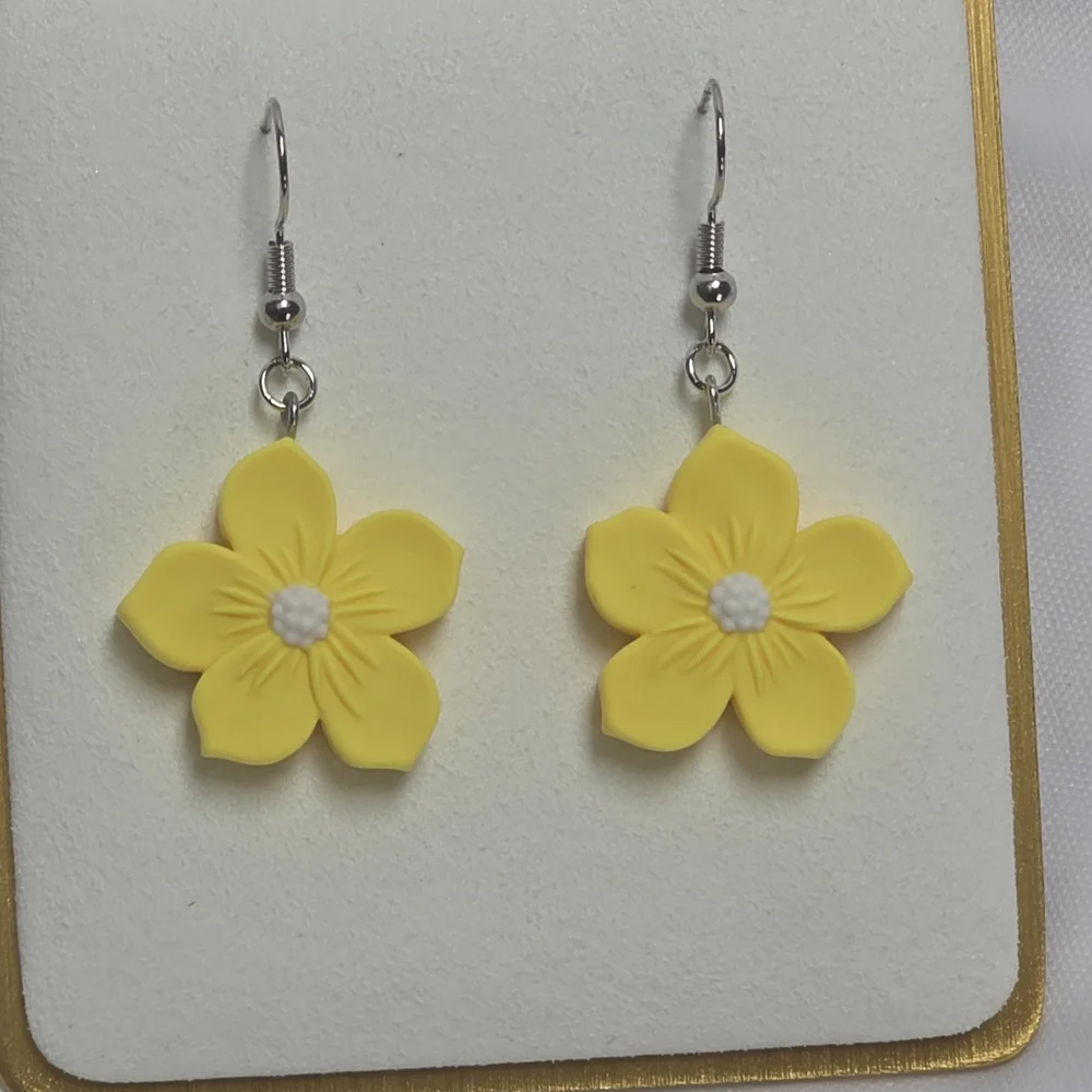 Yellow & White Flower Polymer Clay Earrings